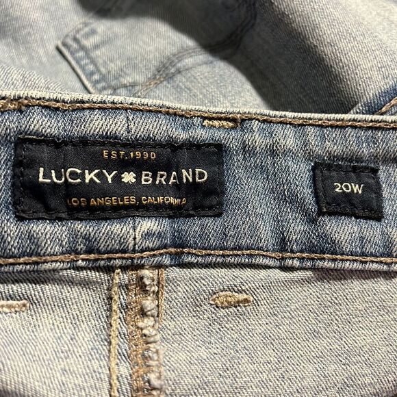 Lucky Brand Jeans Woman’s Size 20W Emma Straight Medium Wash Distressed Stretch - Picture 9 of 11
